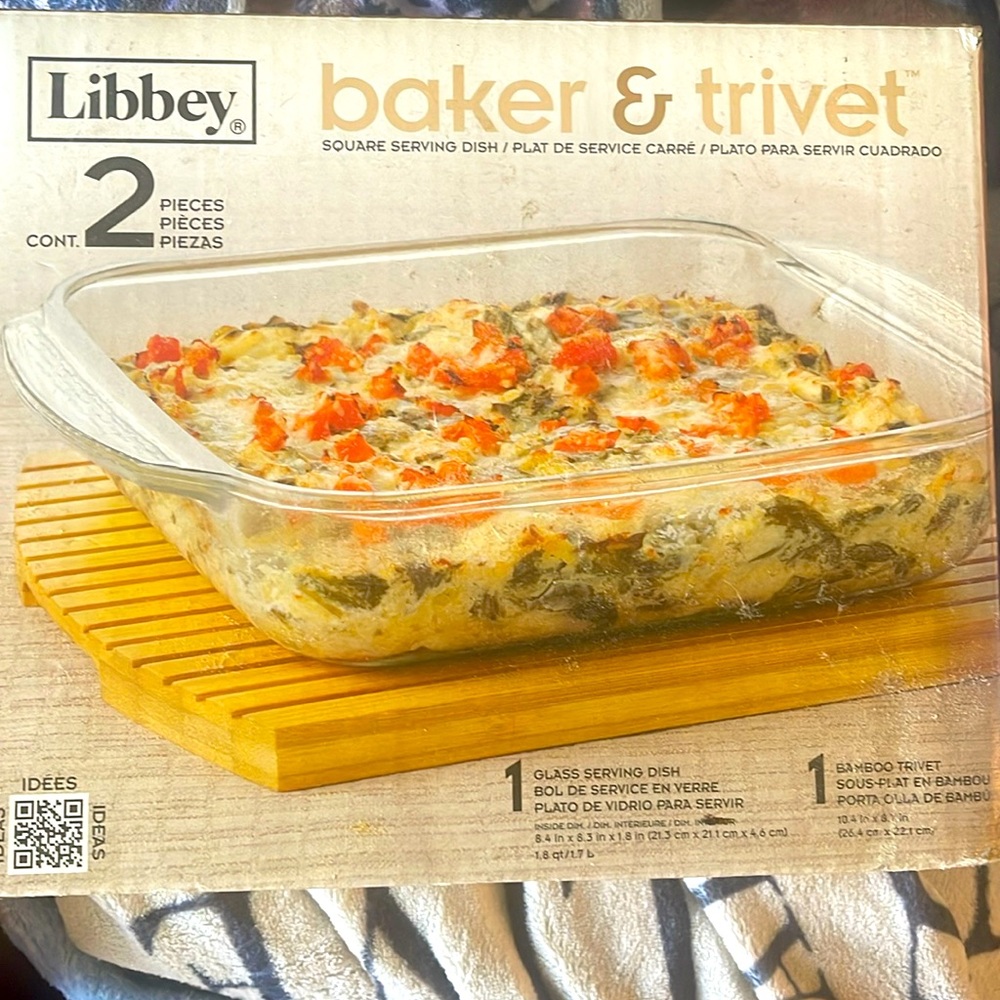 Libby baker & trivet